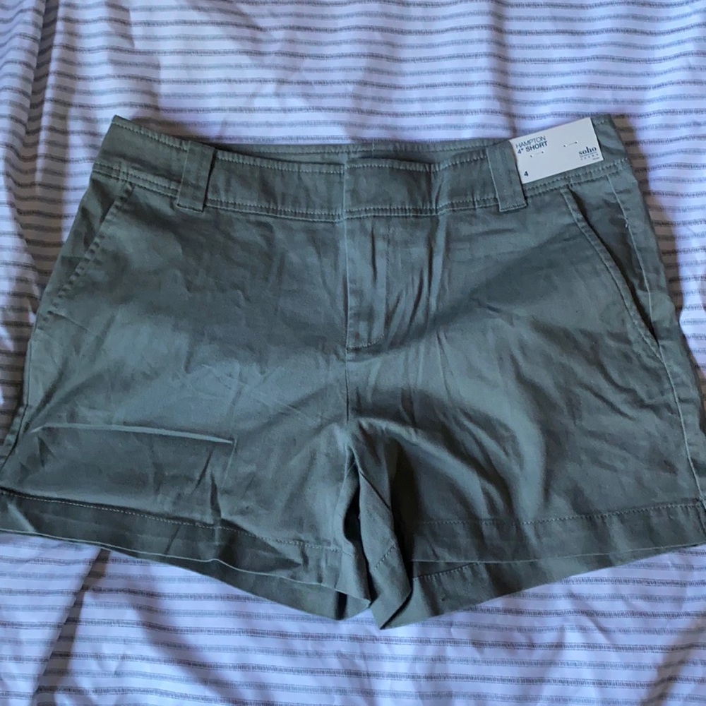 MWT women shorts